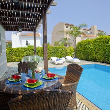 Villa Skyros Pernera Eksteriør billede