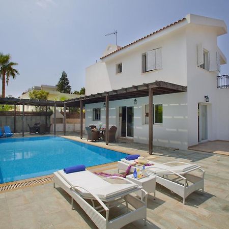 Villa Skyros Pernera Eksteriør billede